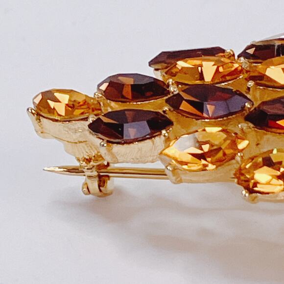 VTG Mid Century Amber Rhinestone Grape Cluster Brooch Gold Tone 1950s Sparkly - Picture 7 of 11